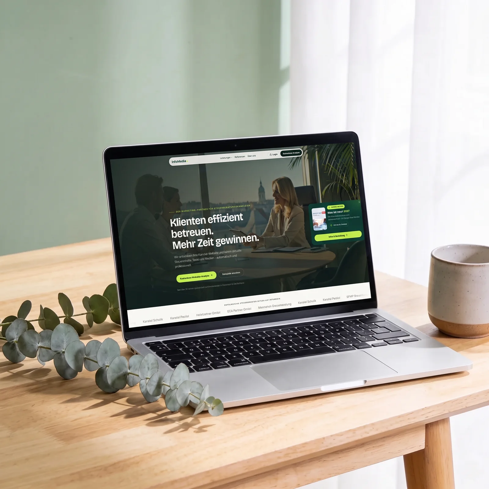 InfoMedia: die neue Website auf dem Laptop